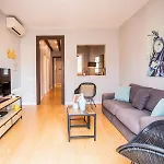 44Mal1084- Bright 2Br Apartment