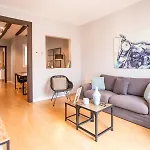 44Mal1084- Bright 2Br Apartment